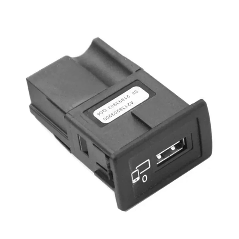 A2138203200 USB Port Connecting Unit For Mercedes Benz E CLS AMG GT Front Ashtray USB Interface 2138203200 Spare Parts