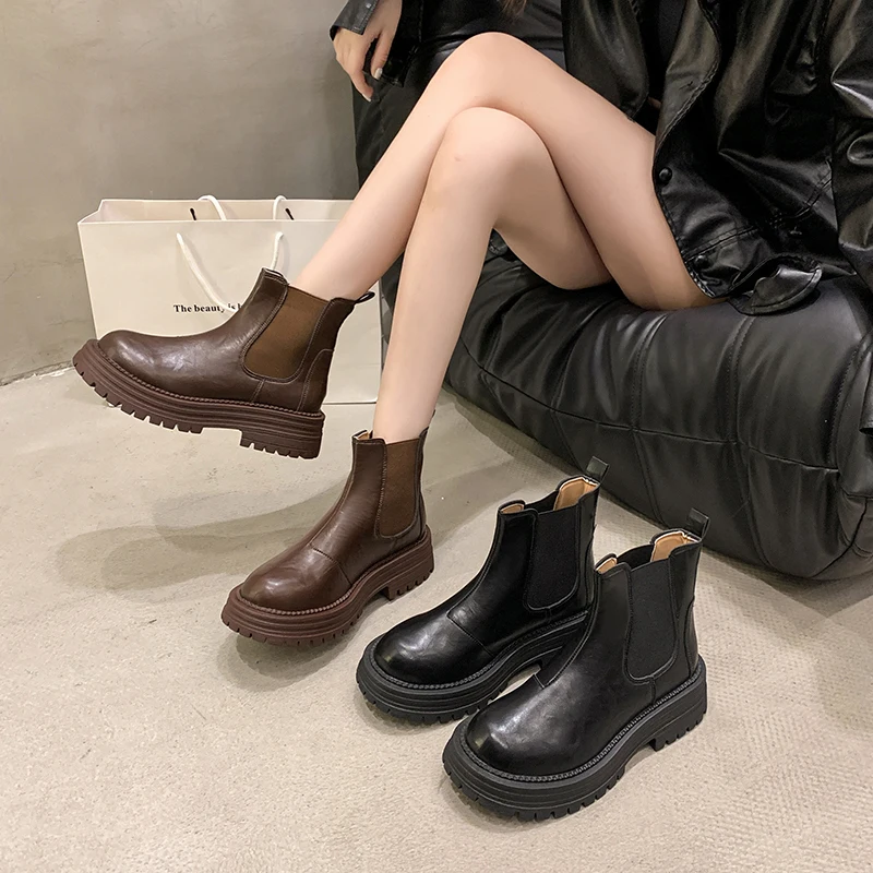 Soft leather women's boots  winter new British style chimney thick sole fashionable versatile sleeve boots casual women's boots