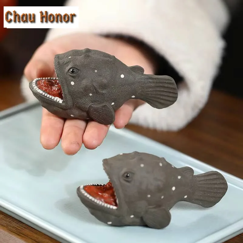 

Chinese Yixing Anglerfish Sculpture Purple Clay Tea Pet Shark Statue Ornaments Animal Figurine Craft Handmade Tea Set Decoration