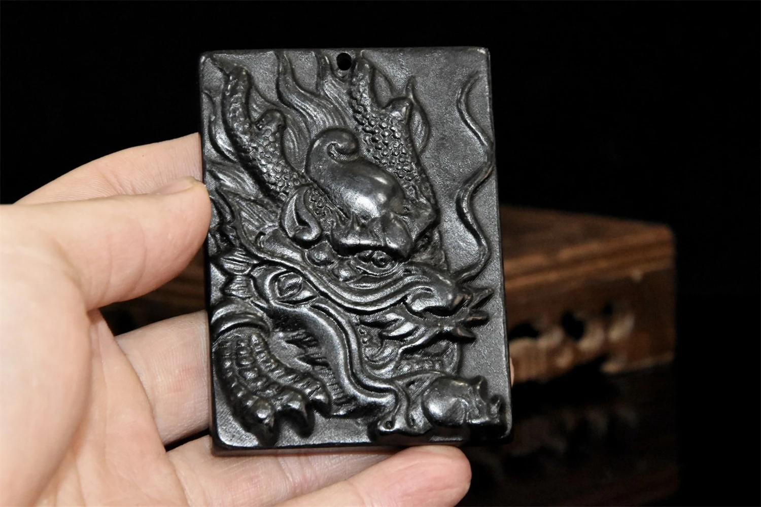 China Hongshan Culture Black Iron Magnetism Meteorite Sculpture 'Dragon'Waist Badge/Pendant Handicraft Home Decoration