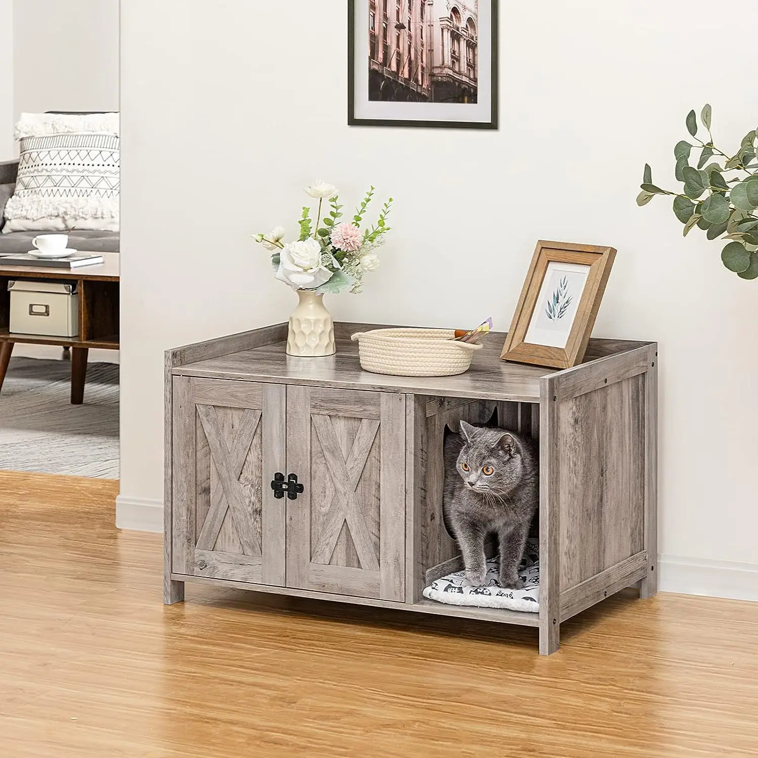 A few cat nests by the sofa, sand boxes, lockers, cat houses, kennels, toilets, pet furniture, panel cabinets