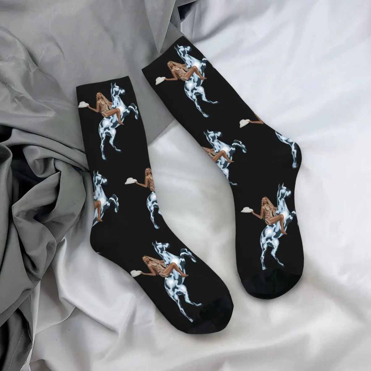 Calcetines de la gira mundial renacentista de Beyonce para mujer, calcetín cómodo, divertido, feliz concierto, novedad, TubeSocks medios, regalo de cumpleaños, 2023