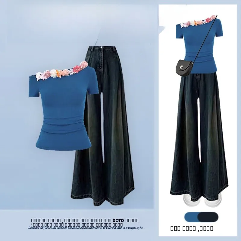 

Повседневный приталенный топ с коротким рукавом и 3D-цветочным дизайном, а также джинсовый комплект из двух предметов с оригинальным дизайном плеч для женщин, лето 2025