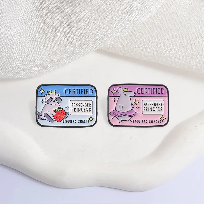 Zertifizierte Emaille-Abzeichen mit Prinzessinnen-, Waschbär- und Mäusemotiven, niedliche Anstecknadeln, lustige Tierbroschen, Anstecknadel-Set, Geschenk für Freunde – Detail 6