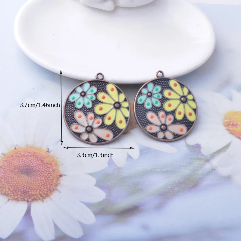 10 Stück emaillierte runde Blumenanhänger aus Legierung, bunte antike KC-Goldanhänger für DIY-Schmuck- und Ohrringherstellung – Detail 1
