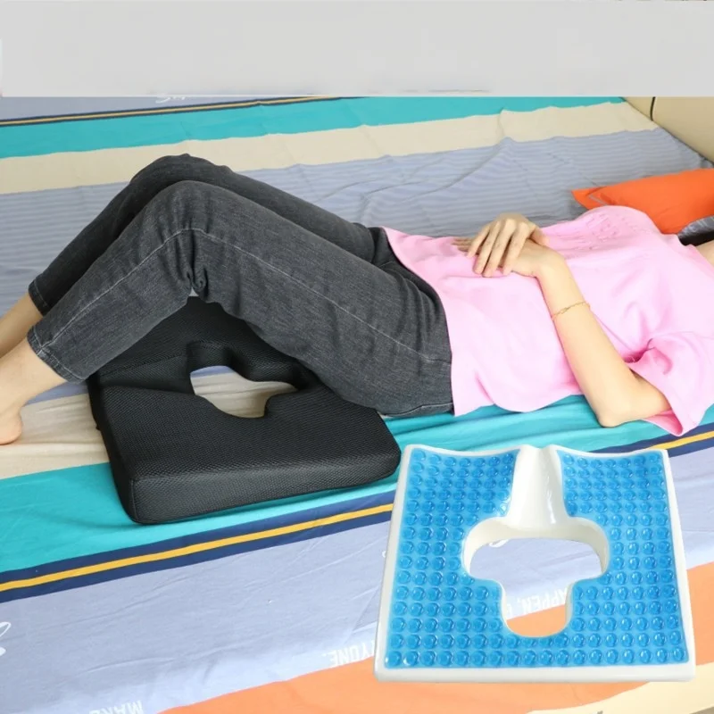 Anti Bedsore Cushion Breathe Freely Fiber Material T Shaped Opening Triangular Slope Design Hemorrhoid Pad Pressure Ulcer Pad