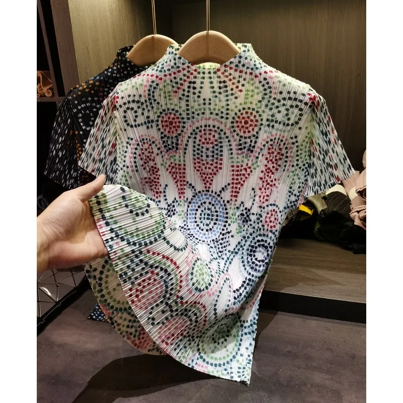 

Футболка Miyake Pleated Plisse 2026 с геометрическим ретро-принтом, летняя, высокоэластичная, приталенная, с плиссировкой, универсальная, для женщин