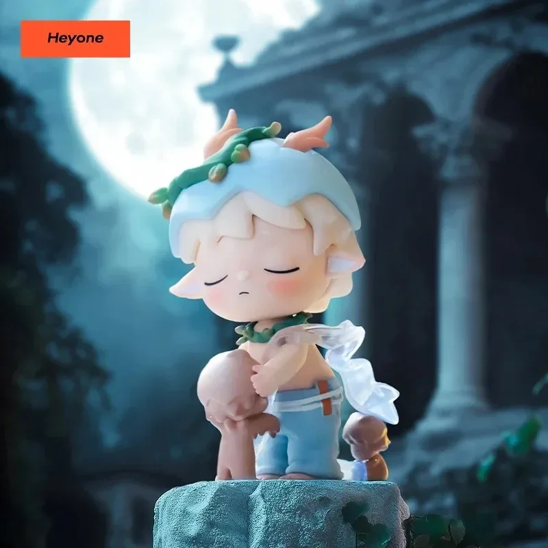 

Heyone Star Series-25 O'clock In The Dark Night Series Blind Box Figure Guess Bag Ornament Figurines Home Decor Dolls Model