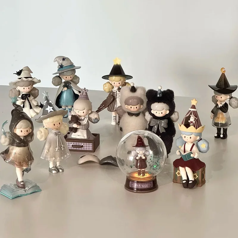 

Genuine FINDING UNICORN Molinta Chasing Light Series Surprise Blind Box Model Popcorn Sister Ornament Dolls Mystery Boxes Gifts