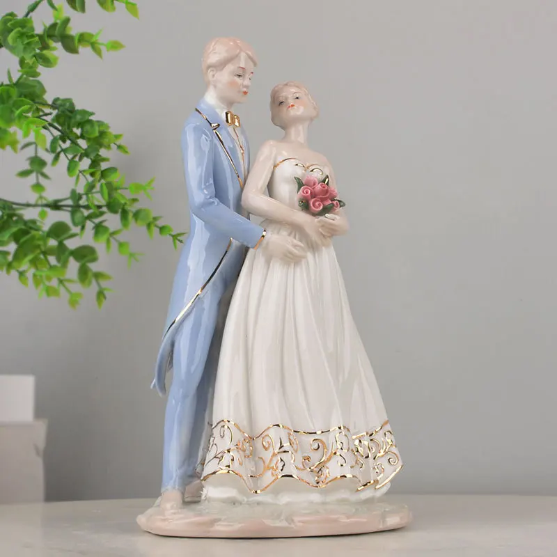 Send girlfriends and friends wedding gifts, creative ceramic Valentine's Day gifts, home accessories, couple ornaments