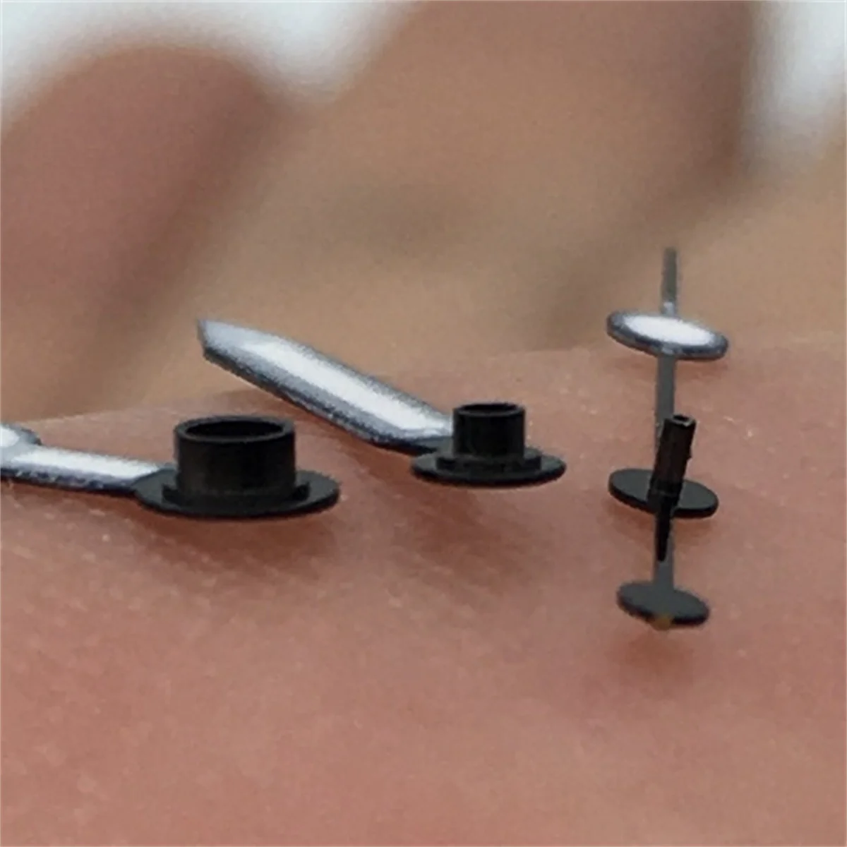 Bliger-ronda 515ムーブメント付きクォーツ時計,発光時計,シルバー,ブラック,ゴールド,ローズ,ゴールド,グリーン