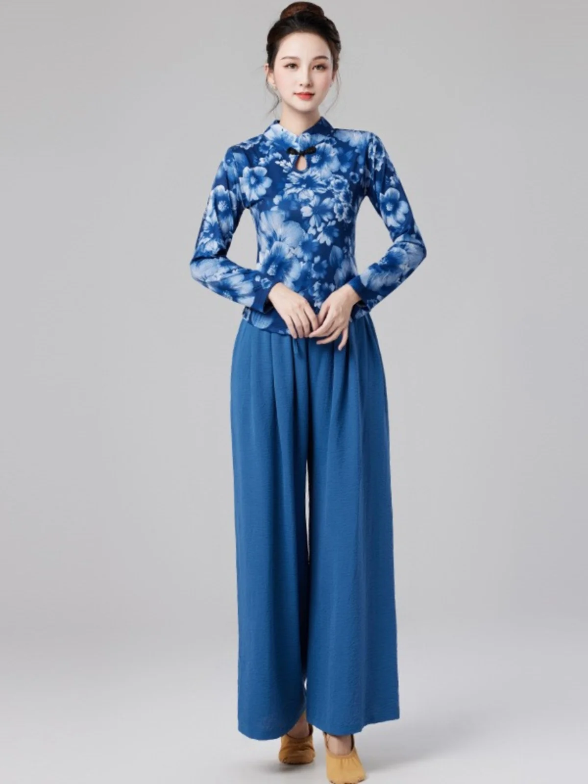 بدلة تدريب للرقص الكلاسيكي وملابس أداء بأكمام طويلة وياقة عالية وتصميم نحيف مع فستان جديد #1