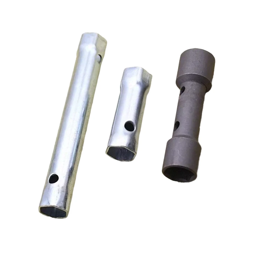 Two Size Spark Socket Wrench 16mm And 18mm Hex Ends For Broad Compatibility With Standard Spark In Automotive Repairs
