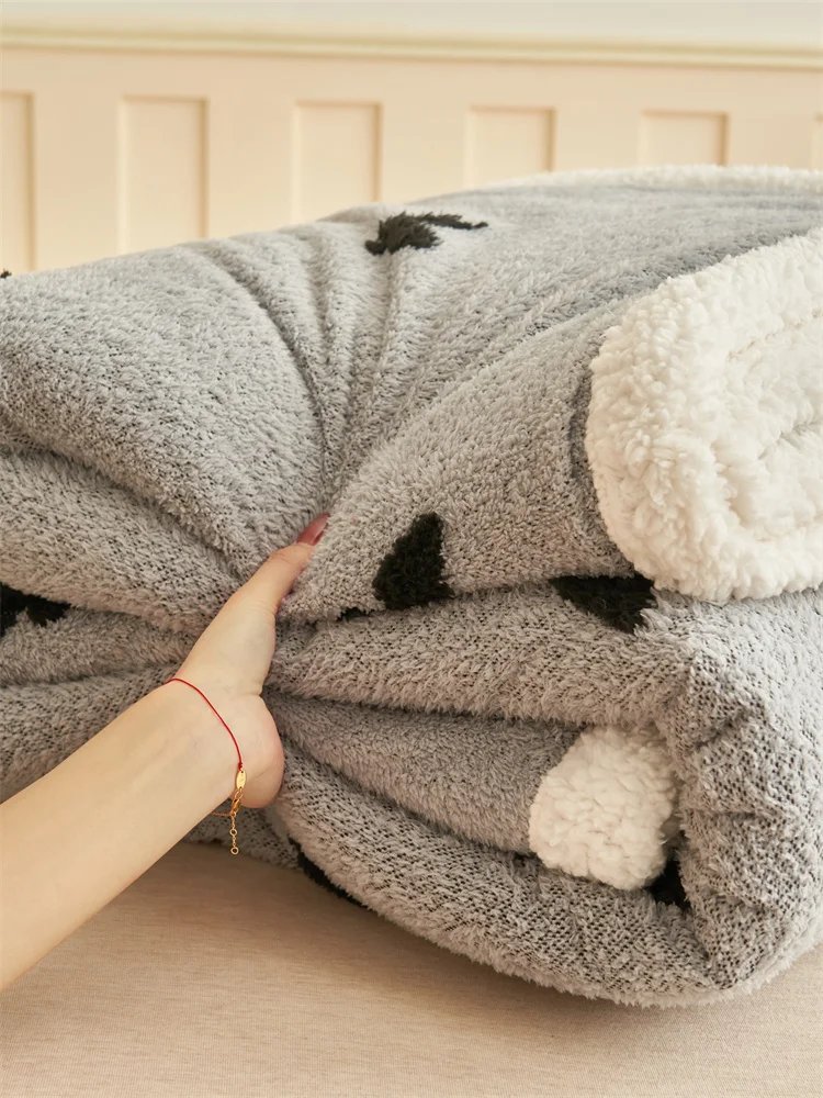 2026 New Arrival Double Layer Jacquard Sherpa Fleece Throw Blanket Multifunctional Warm Leisure Blanket for Sofa Bed