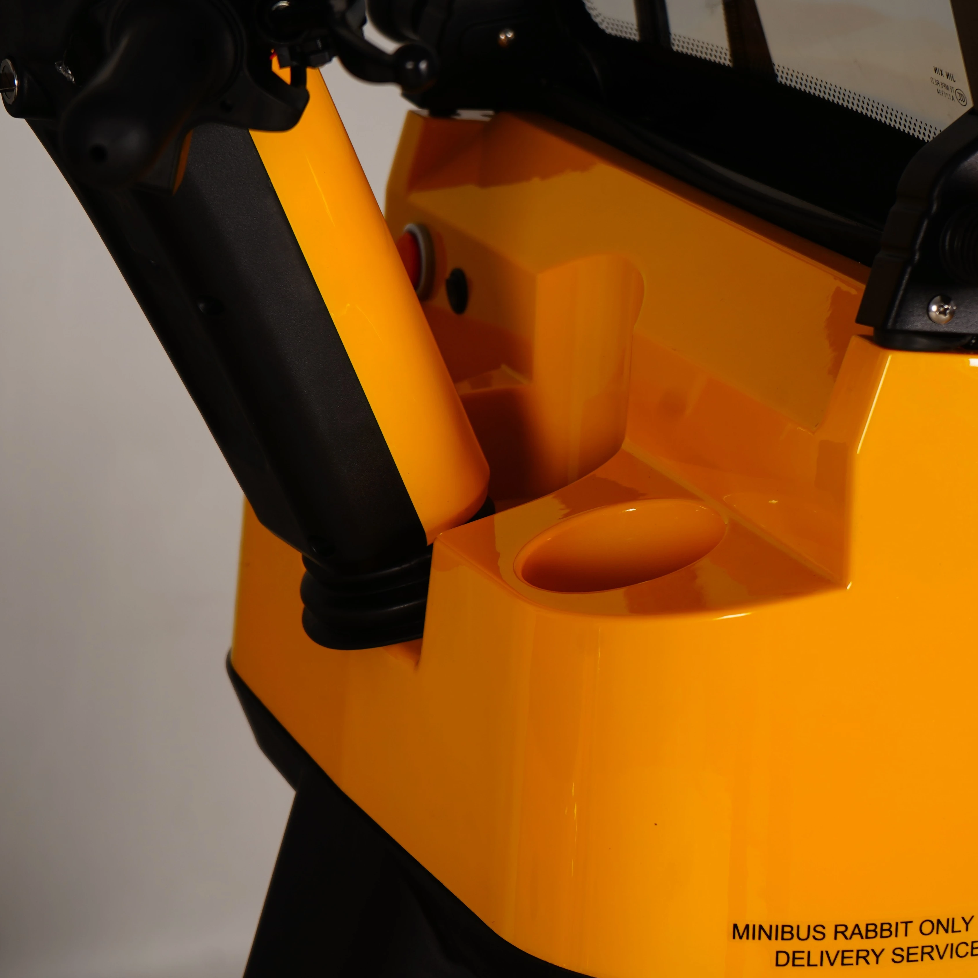 new design electric scooter moped three-wheel motorcycle tricycle delivery vehicles logistics delivery service