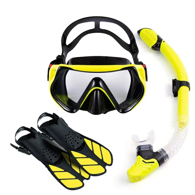 

Outdoor Sports Snorkelling Three Sets Diving Mask Snorkel Adjustable Flippers Swimming Equipment
