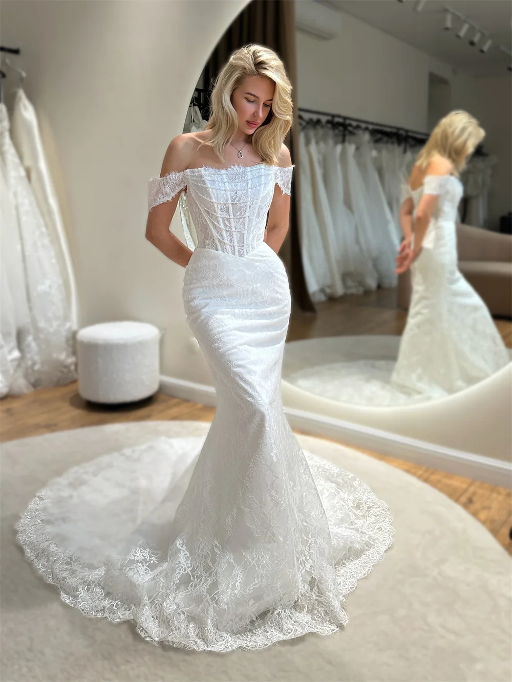 Tokyo Custom White Off Shoulder Lace Mermaid Wedding Dress Fitted Corset Sweep Train Elegant Wedding Gown Bridal Formal Outfit