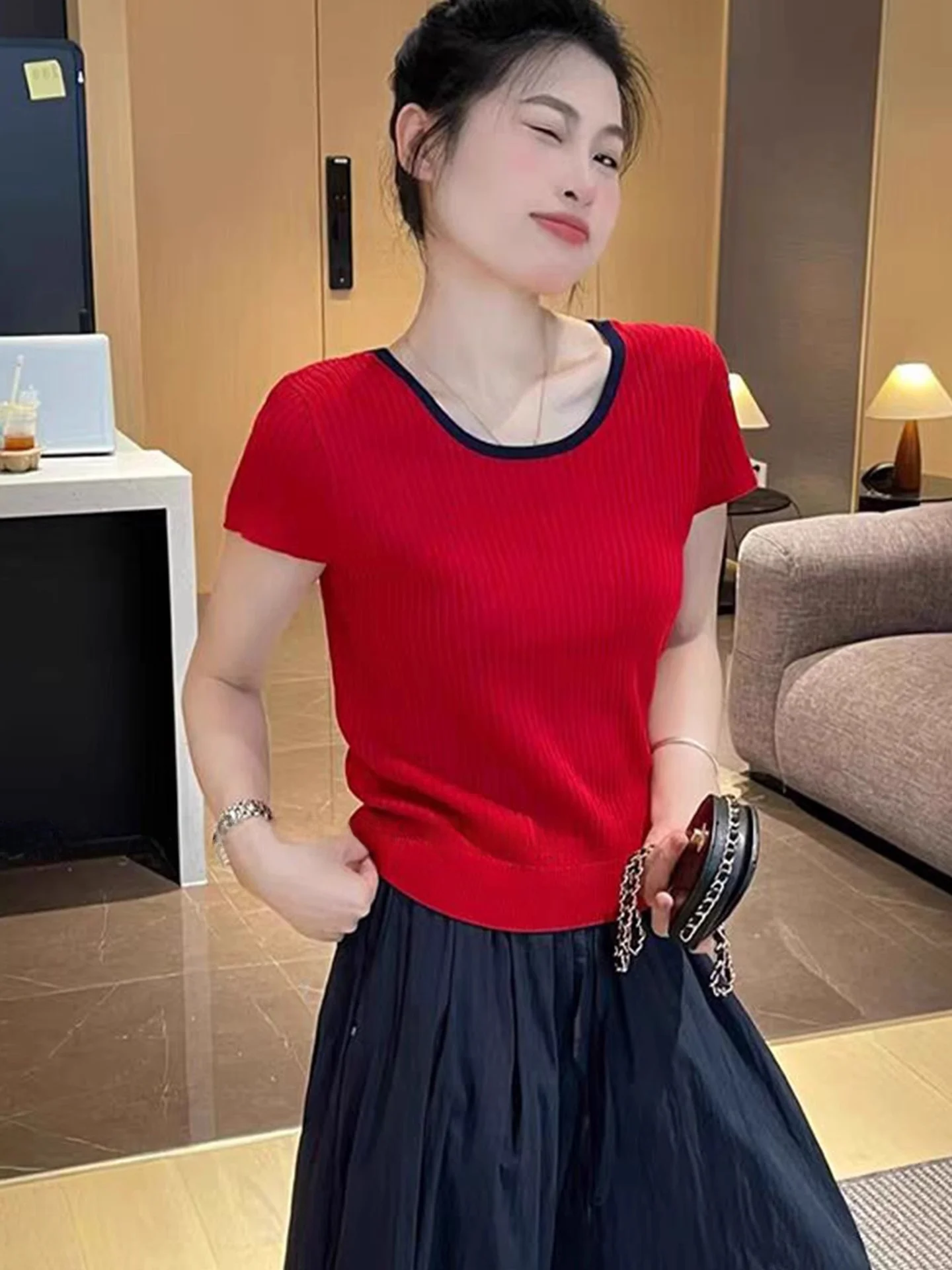 

Элитный европейский вязаный топ с коротким рукавом в корейском стиле, с вырезами, летний, в стиле колор-блок, с круглым вырезом, пуловер