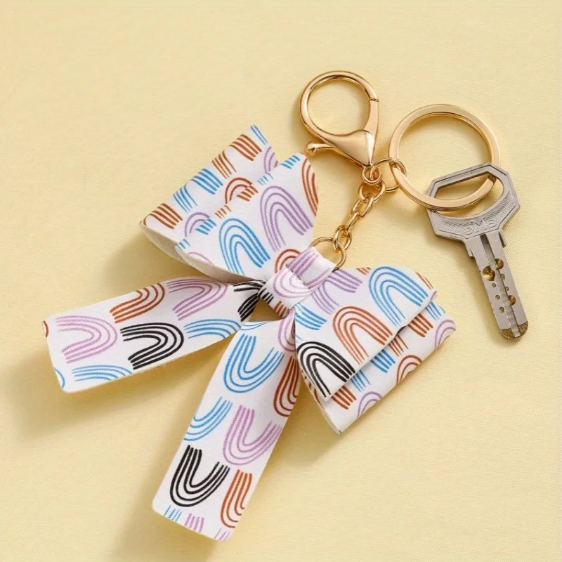 2PCS Random Fashion Keychain Butterfly Bows Key Ring for Women Girls Handbag Accessorie Car Keys