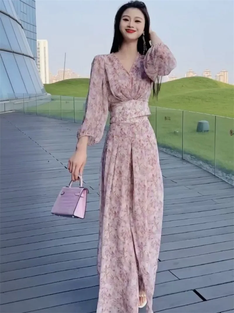 

Новые элитные комплекты брюк с принтом, женские модные летние плиссированные тонкие короткие топы с цветочным принтом + широкие брюки с высокой талией, комплект из двух предметов