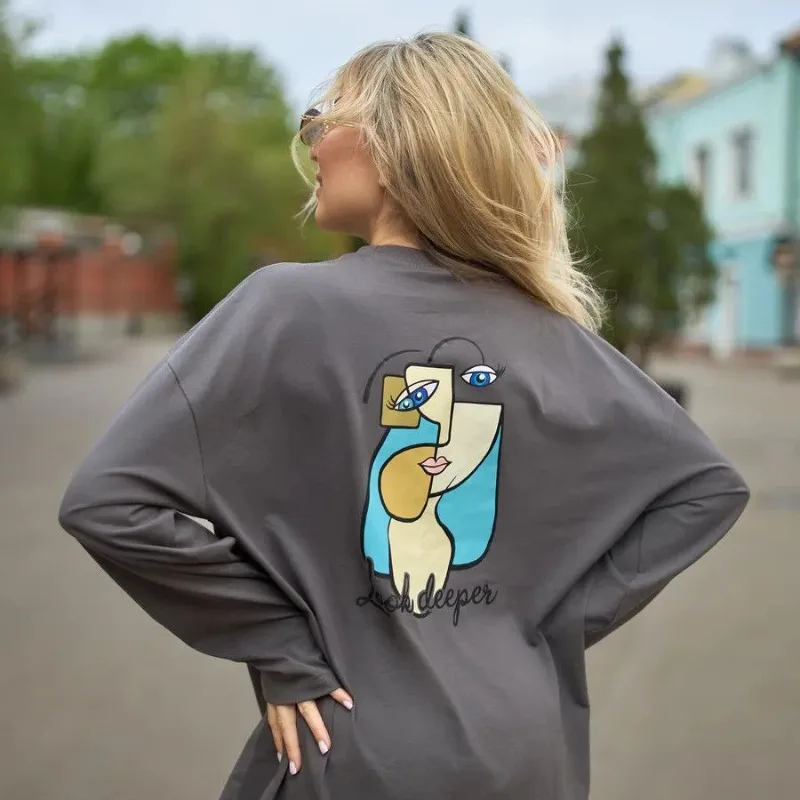 Street Fashion Art Face Graphic T-shirt a maniche lunghe Pullover Felpa oversize ampia Grigio Bianco Simpatico cartone animato Top Design divertente