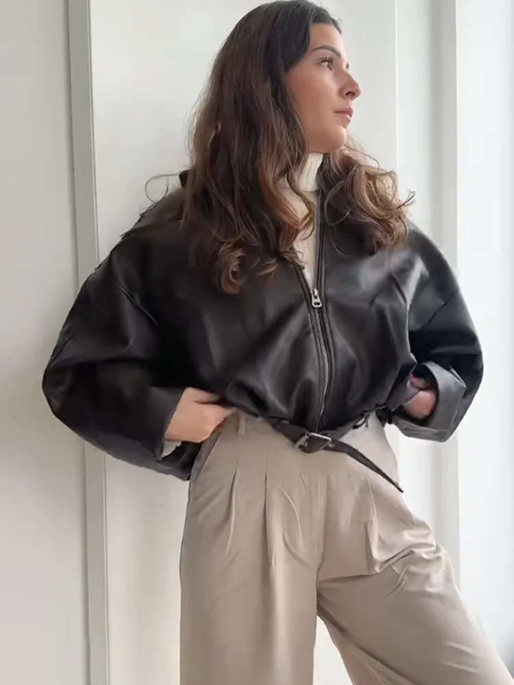 

Retro PU Leather Jacket Women Loose Lapel Zipper Long Sleeve Pockets Lace Up Pu Coat Female 2025 New Autumn Street Chic Outwears