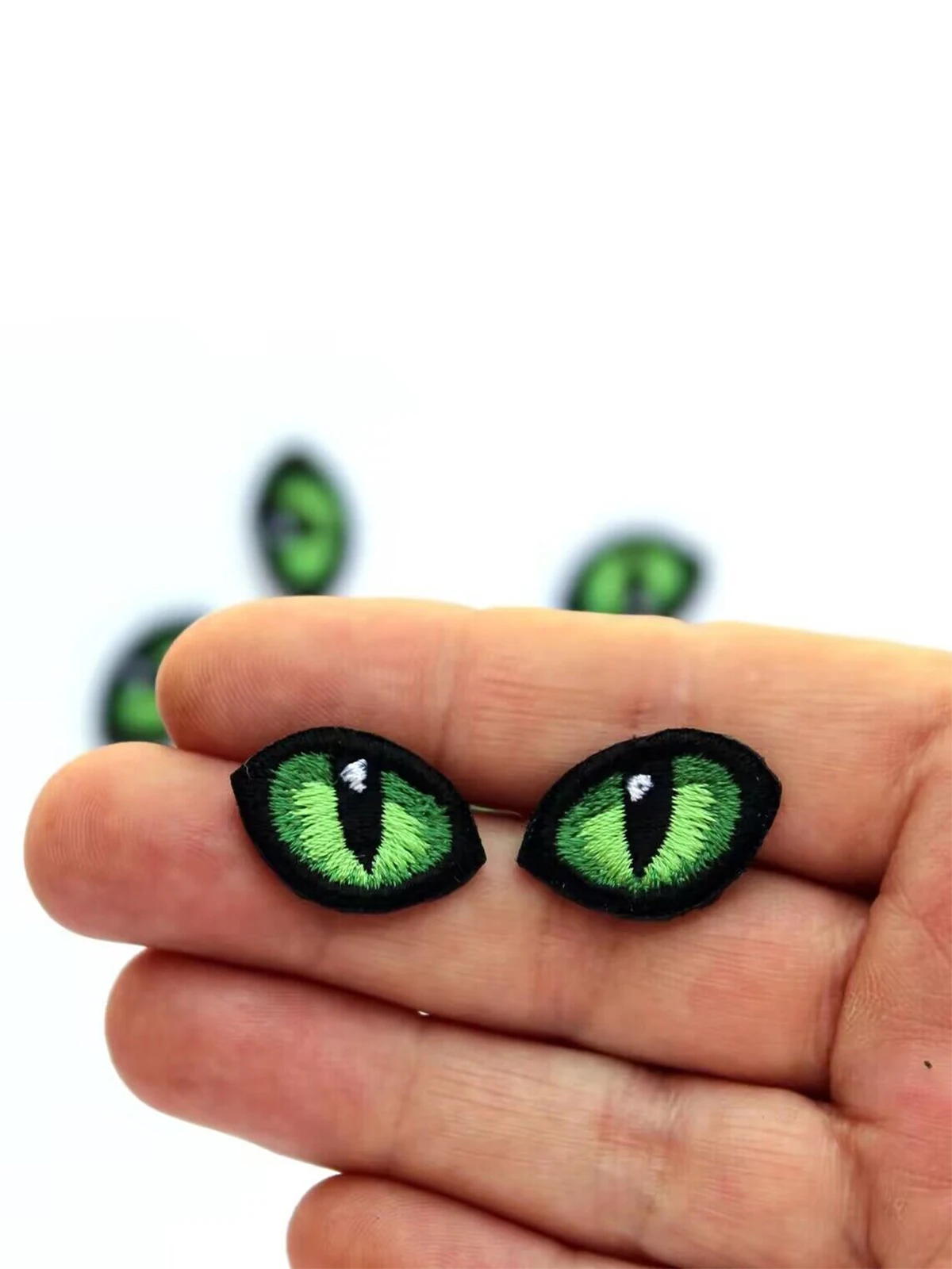 Tiny Green Cats Eyes Embroidered 20mm Eyes Iron on Patches for Jackets  Animal Pet Colored Eyes Small eyes Kids Patches