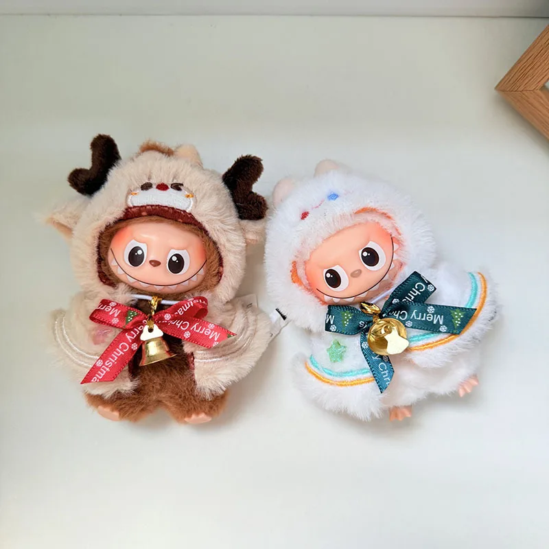 【4.0 Vestiti】Per vestiti per bambole Labubu Accessorio per bambole da 10 cm Gioco di travestimento natalizio Mantello di peluche Cappotto Regalo a sorpresa per ragazze