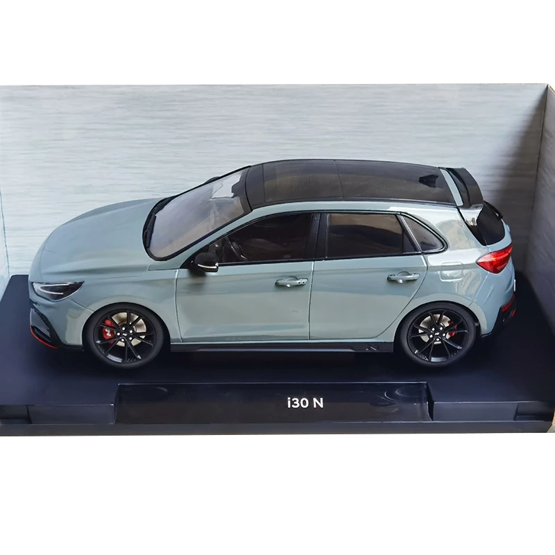 1:18 Scale i30 N SUV Car Simulation Alloy Car Model Diecast Toy Collectible Ornaments