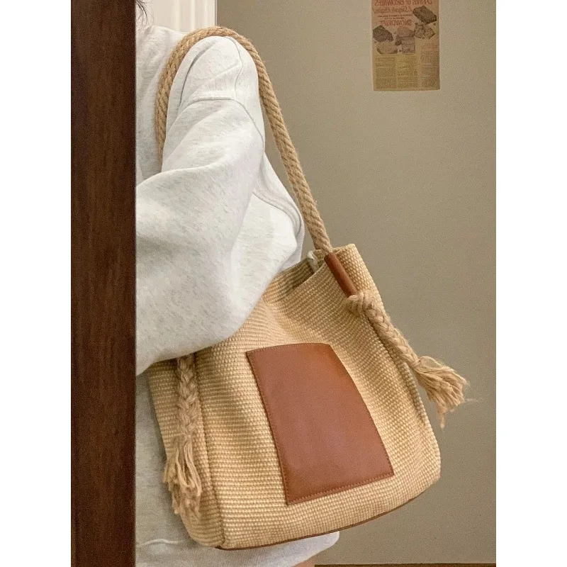 Borsa Tote tessuta a mano di grande capacità per la nuova borsa ascellare Casual a spalla singola dal Design alla moda Versatile estiva da donna