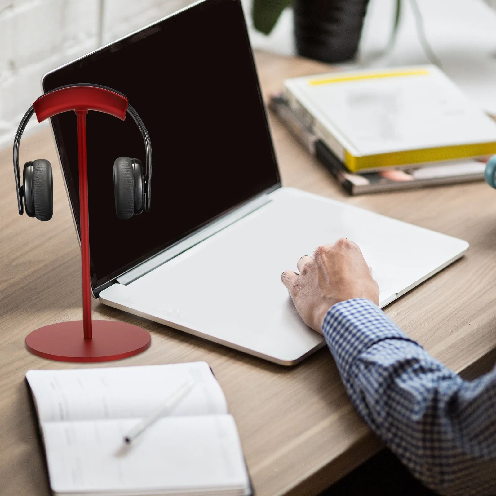 1Pcs Versatile Headset Stand for All Headphones Aluminum Alloy Base Wooden Pole Smooth Curved Support Headphone Desk Organizer