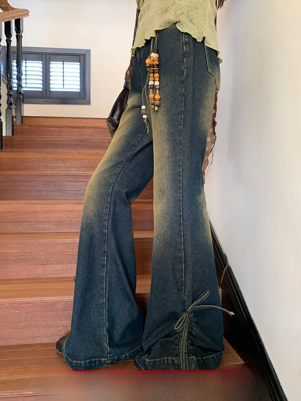 

Женские джинсы с высокой талией, винтажные, из денима, осенний дизайн, расклешенные брюки, ретро, однотонные, повседневные