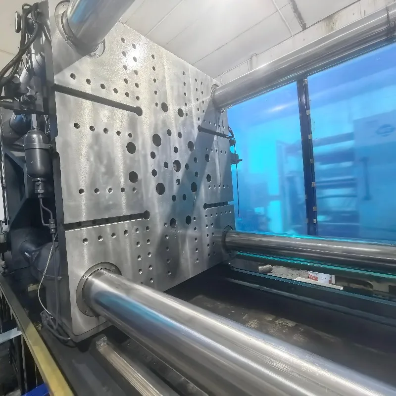 Automatic Plastic Chair Making Machine 800 Ton Plastic Moulding Machine