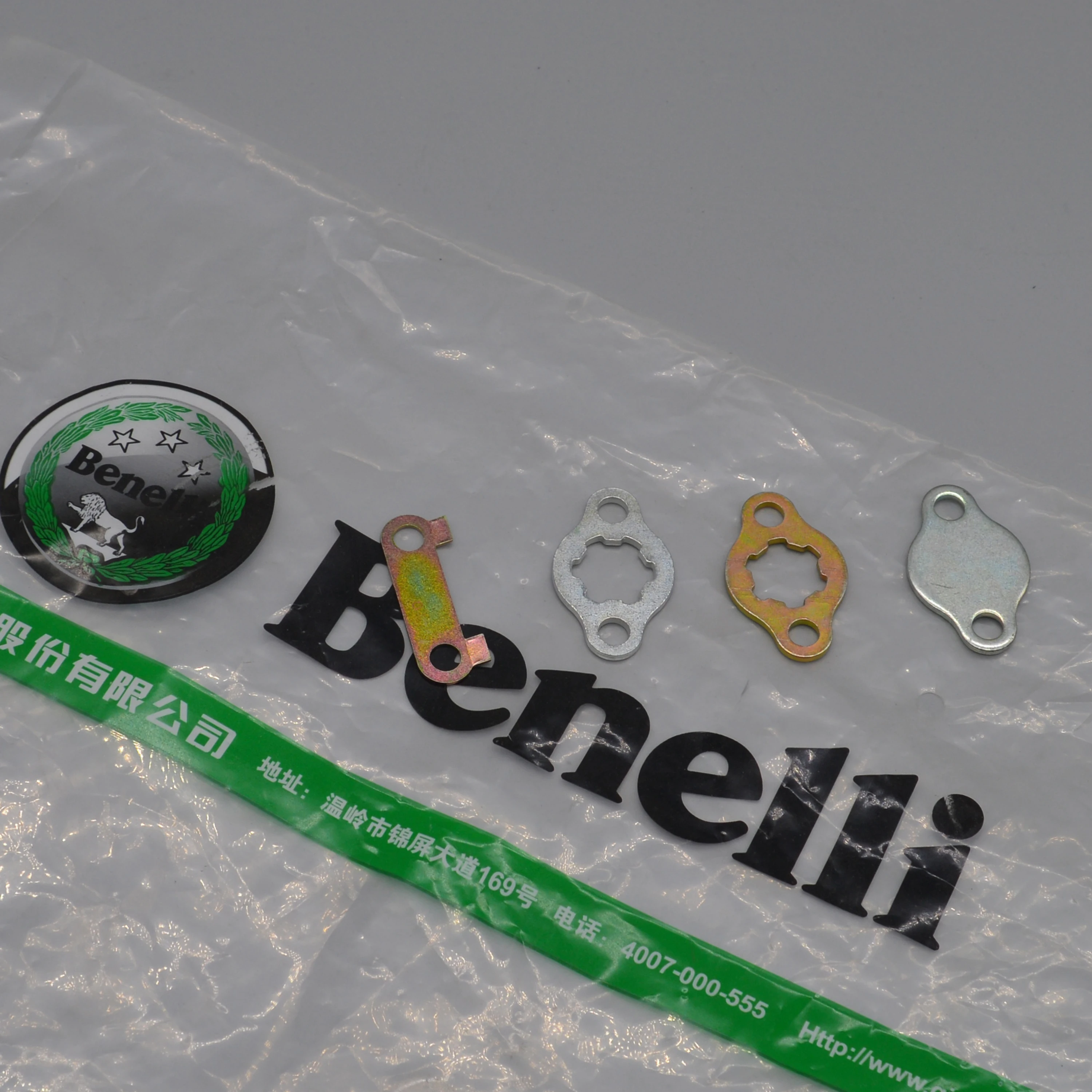 Tornillo de tuercas de piñón de cadena delantera de motocicleta para Benelli TNT125 TNT135 Tornado Naked T 125 TNT 125 135