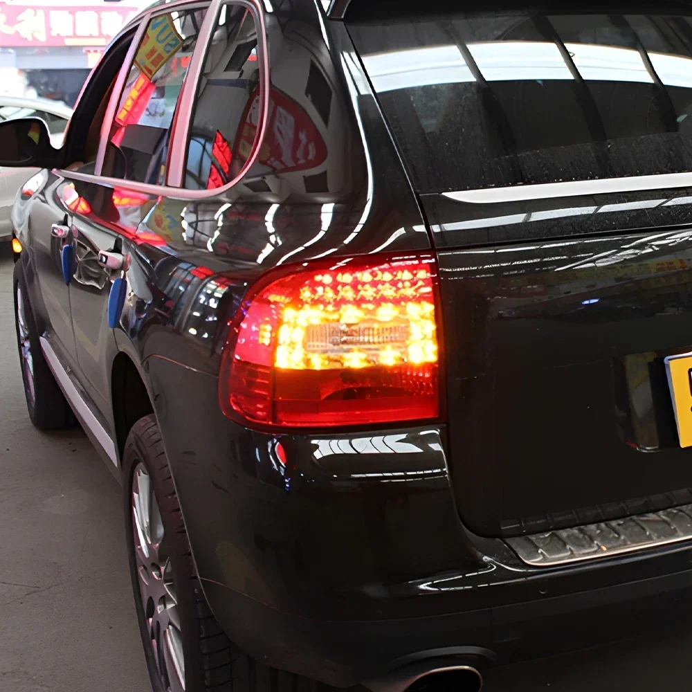 

Car Taillights Assembly For Porsche Cayenne 955 2003-2007 LED High Quality Plug and Play Flashing Signal Light Assembly Tools