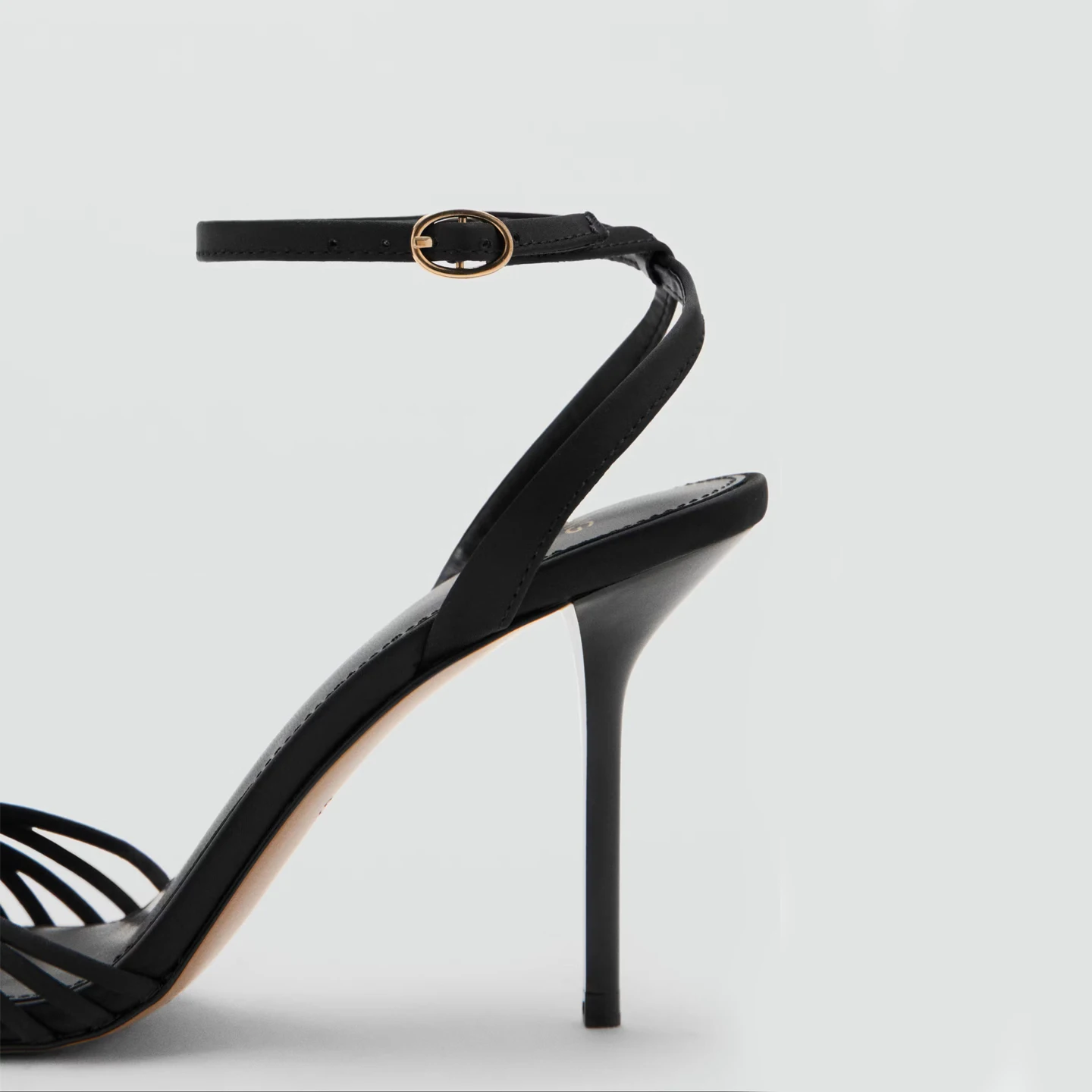 Sandalias de Tacón Fino Doradas Mango Sexy para Mujer, con Hebilla, Correa Fina, Decoración Metálica, Tacones Altos Cómodos y...