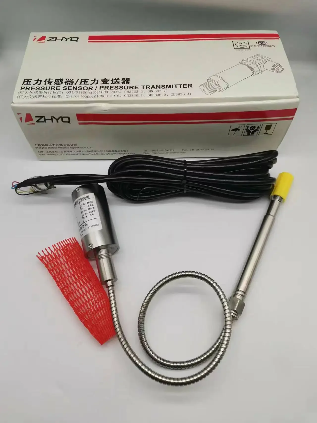 Sensor tekanan mencair PT124B-111-70MPA-1/2-152(output:3.3mv/v)