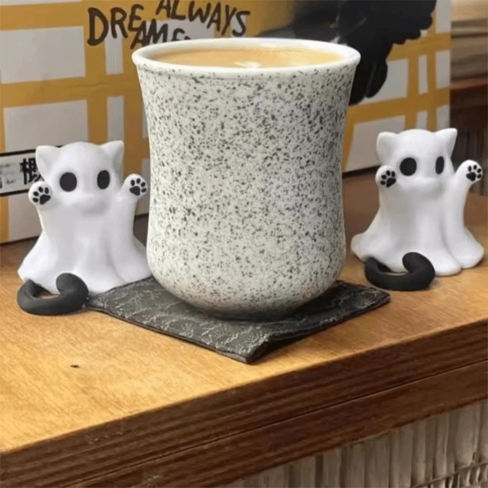 Spooky 3D-printed Halloween Kitten Ghost Ornament Hand-Raising Posture Plastic Ghost Cat Figurine Mini Ghost Cat Ornament Office
