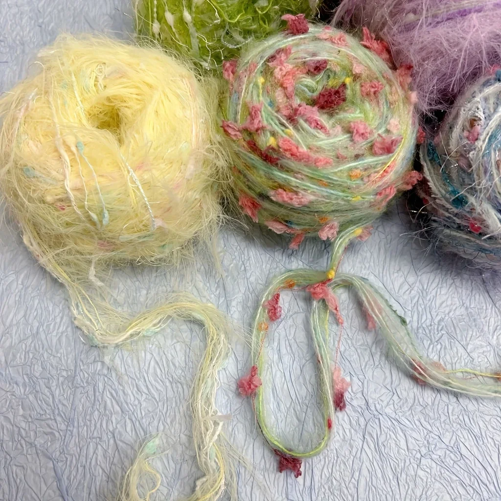 Fancy Blended Yarn, Mixed Colors, Soft and Novel Textured Bubble Yarn, DIY Handicrafts, Such As Hand Woven Scarves and Hats, 50g
