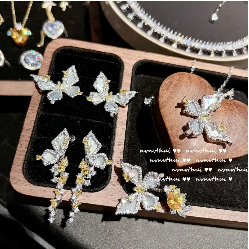Jewelry Butterfly Ring Baroque Plated 18K Gold Irregular Zircon Shell Butterfly Earrings