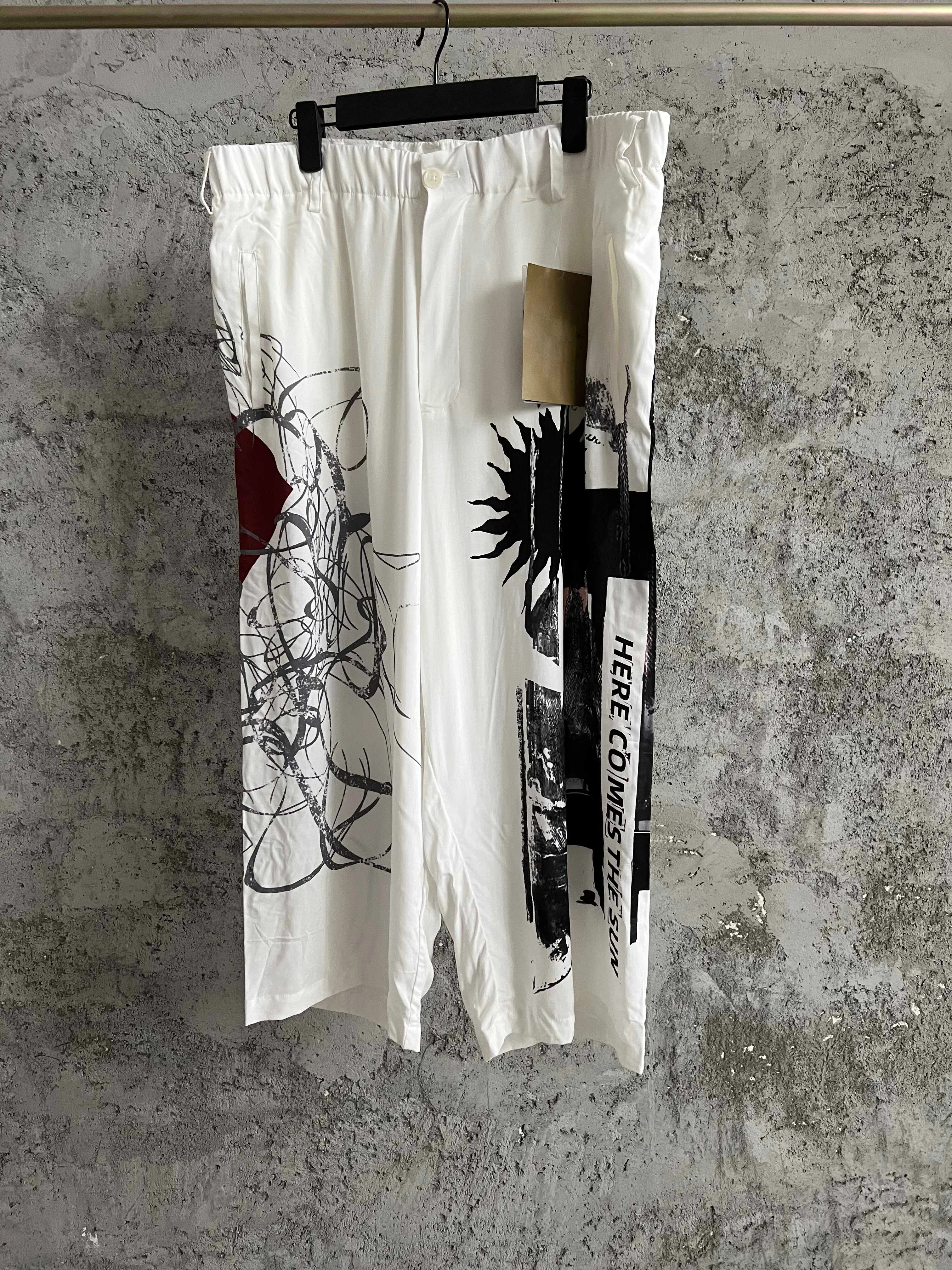 TOP-YAMAMOTO's inkjet printed wide-leg pants, cap-length pants, and straight-leg casual pants are trendy for men