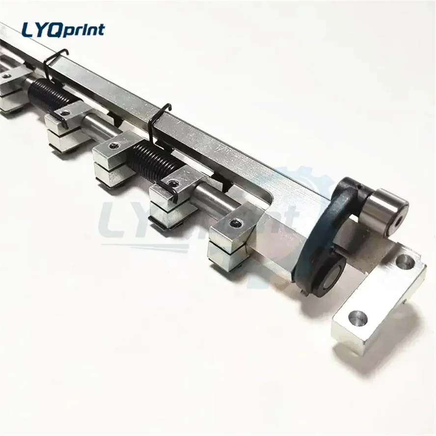 

2PCS GTO52 69.014.003F GTO 52 11 Teeth Delivery Grippers Bars For Heidelberg