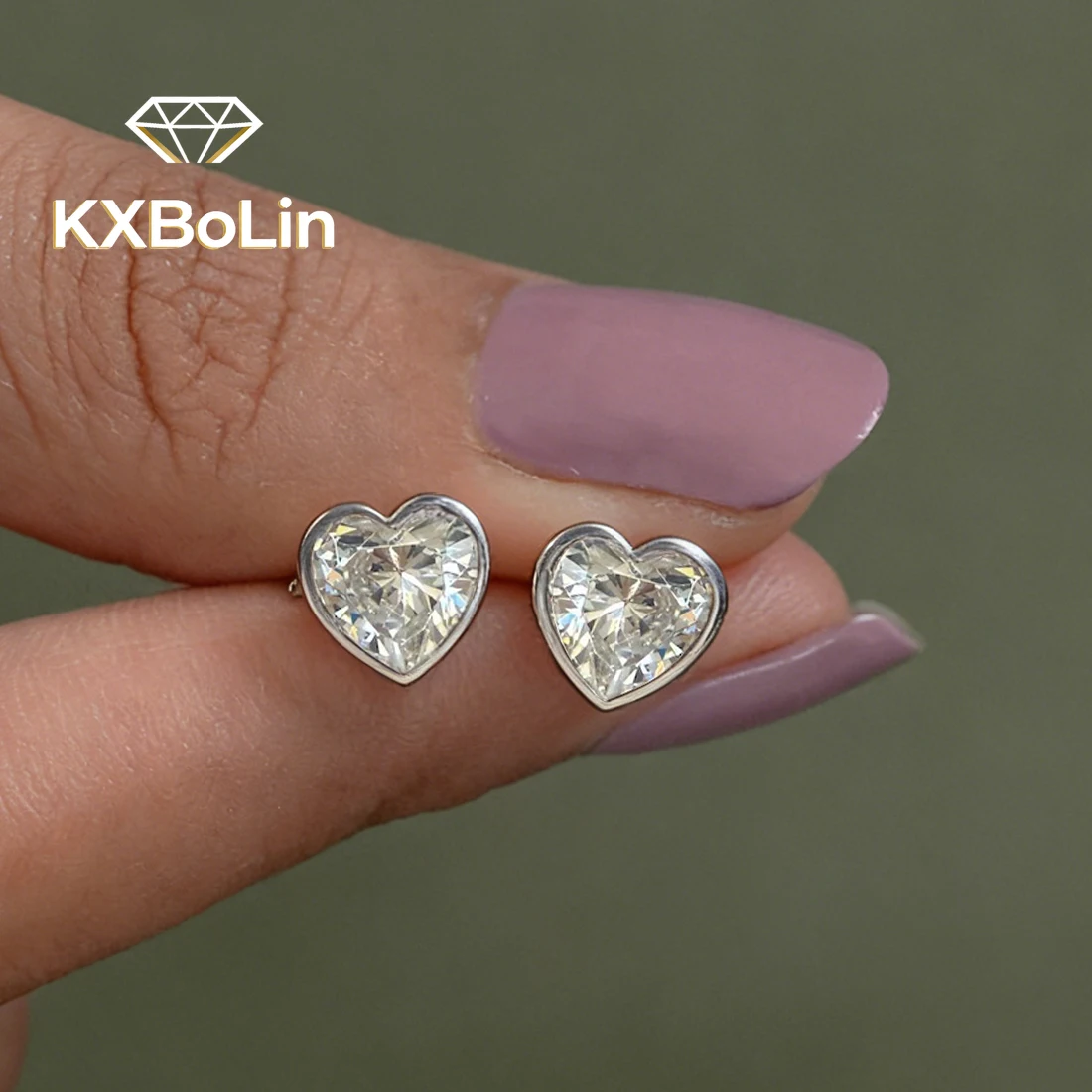 

Серьги-пусеты с муассанитом в форме сердца 0.1/0.3/0.5 карата, с бриллиантами в оправе, из серебра S925, изысканные ювелирные изделия, подарок для нее