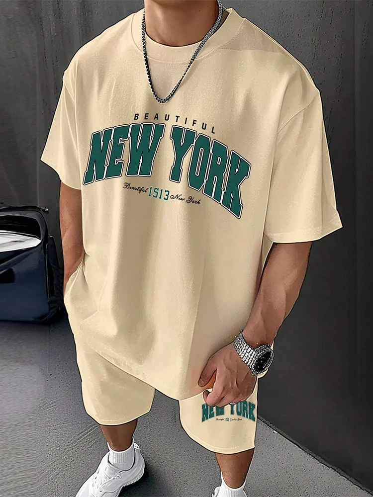 

The 2025 Summer New Men's Set Features Creative Letter Prints For Comfortable And Breathable Street Fashion And Casual Wear
