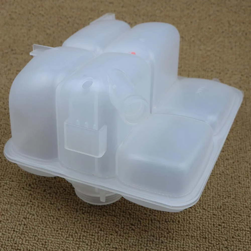 30776151 For VOLVO C30 S40 V50 C70 Car Engine Coolant Recovery Radiator Expansion 2007 2008 2009 Tank Replace 2004 2005 2006