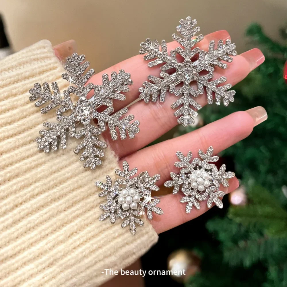 

2025 New 2pcs Sliver Snowflake Hair Clip Women Girls Sweet Bangs Side Clip Glitter Shiny Edge Hairpins Christmas Headwear