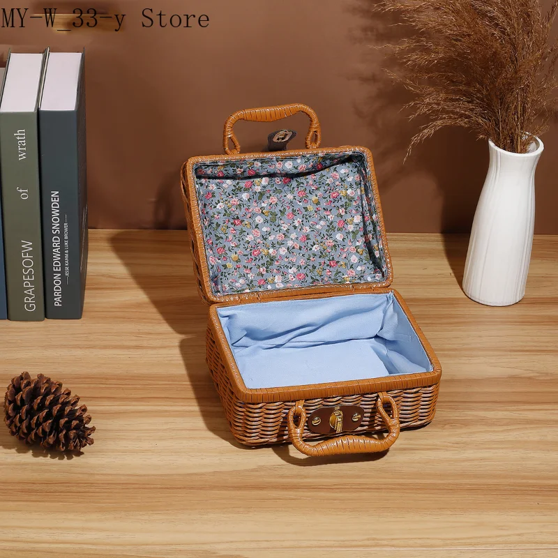 Retro Rattan Suitcase with Hand Gift Box Manual Woven Cosmetic Storage Box Wicker Rattan Picnic Laundry Baskets Home Storage