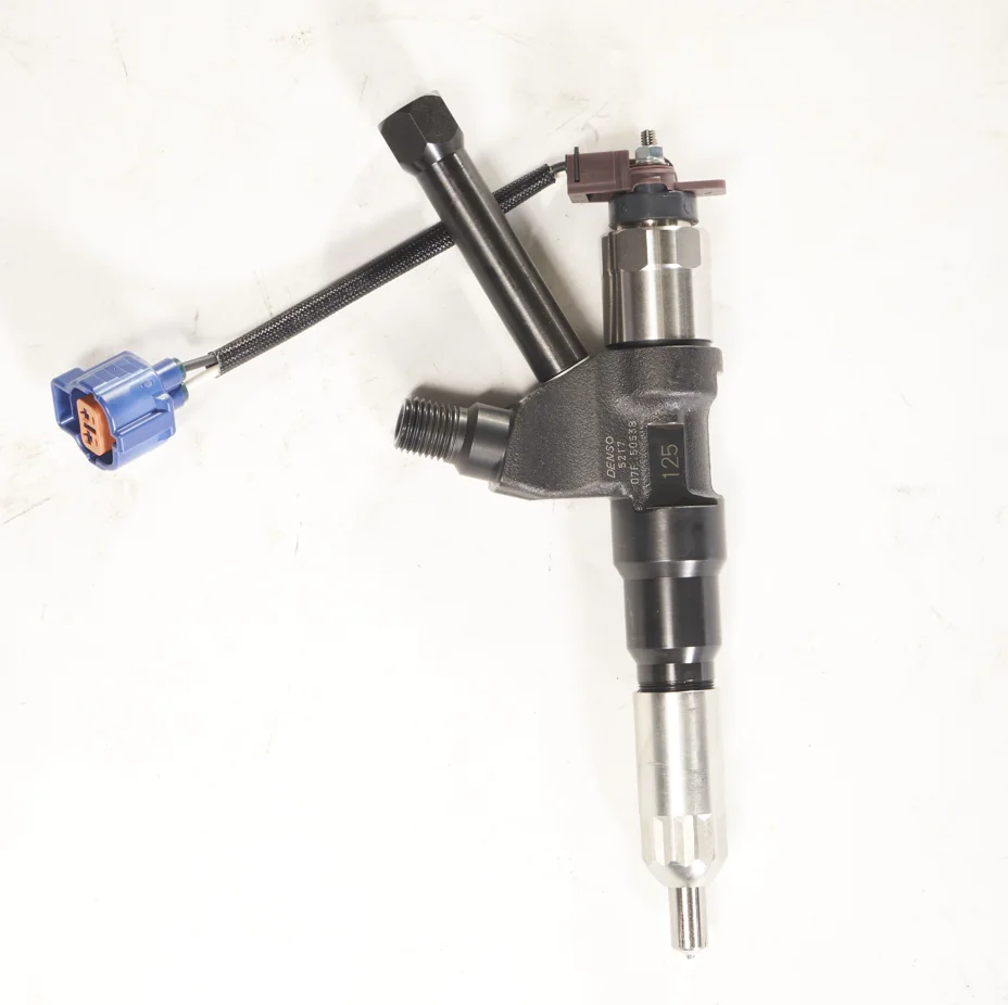 60072724 Common Rail Injector Assembly 23670E0351 Injector DENSO (5215) 07S 00443 for SANY