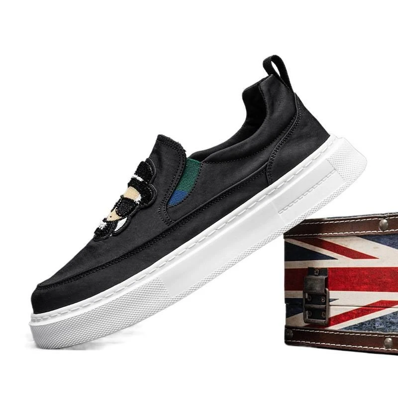 

Men's Shoes Summer New Model Sports Casual Men's Black Breathable Slip-On Lazy Old Beijing Canvas Sneakers