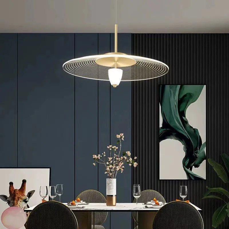 Postmodern light luxury creative round chandelier Nordic simple single-headed golden flying saucer art chandelier